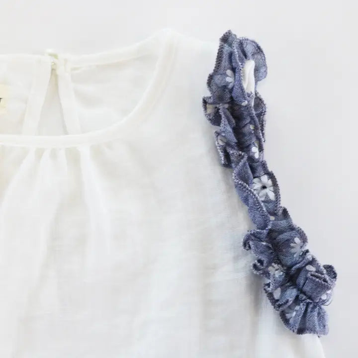 T WHITE Contrast Floral Trims Top