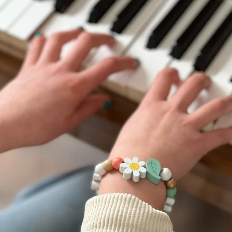 Cotton Twist | Make Your Own Daisy Chain Bracelet